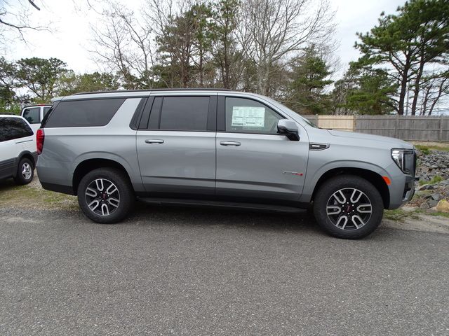 2024 GMC Yukon XL AT4