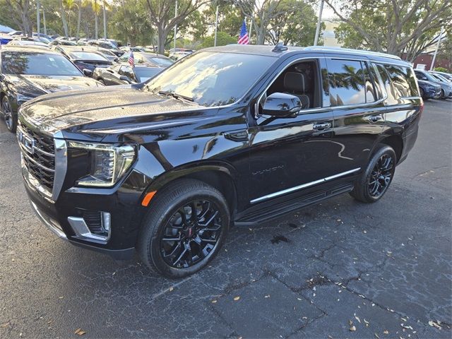 2024 GMC Yukon SLT