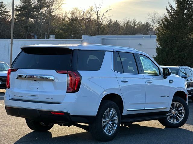 2024 GMC Yukon SLT