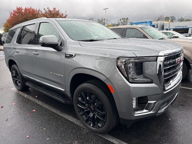 2024 GMC Yukon SLT