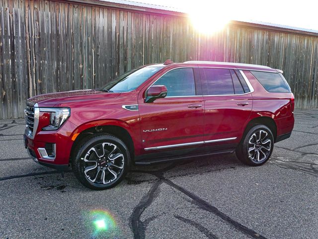 2024 GMC Yukon SLT