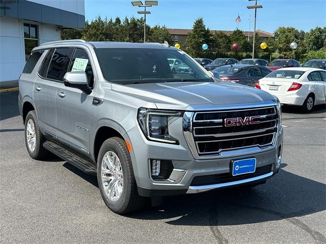 2024 GMC Yukon SLT