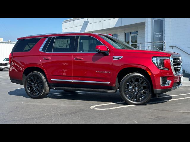 2024 GMC Yukon SLT