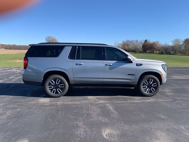 2024 GMC Yukon XL AT4