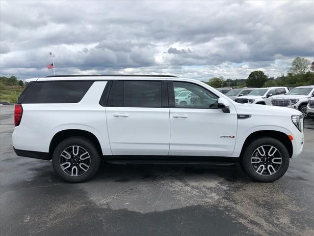 2024 GMC Yukon XL AT4