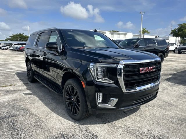 2024 GMC Yukon XL SLE