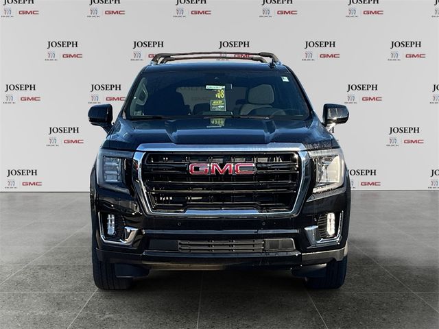 2024 GMC Yukon XL SLE