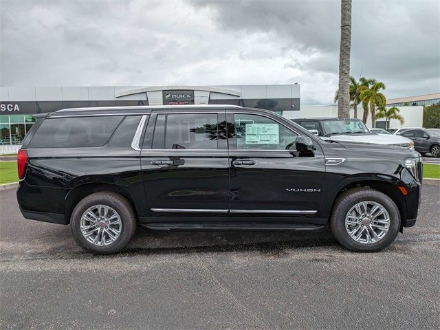 2024 GMC Yukon XL SLT