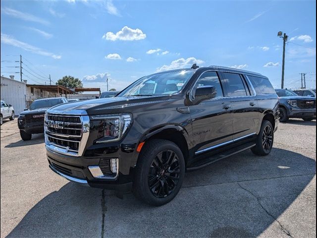 2024 GMC Yukon XL SLT