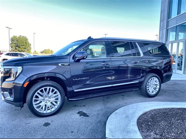 2024 GMC Yukon XL SLT