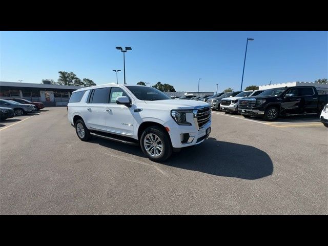 2024 GMC Yukon XL SLT