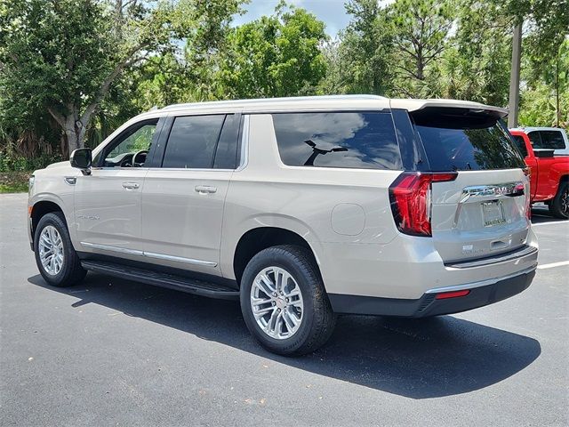 2024 GMC Yukon XL SLT