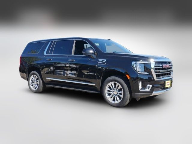 2024 GMC Yukon XL SLT