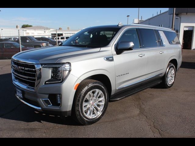 2024 GMC Yukon XL SLT