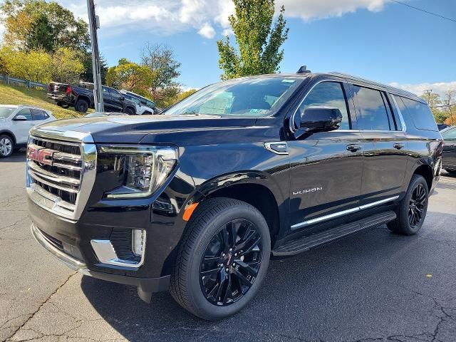 2024 GMC Yukon XL SLT