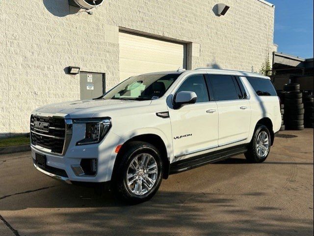 2024 GMC Yukon XL SLT