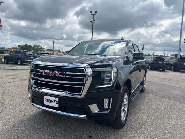 2024 GMC Yukon XL SLT