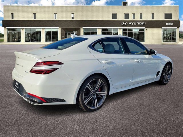 2024 Genesis G70 2.5T