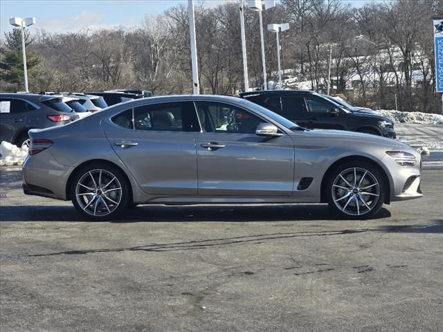 2024 Genesis G70 2.5T