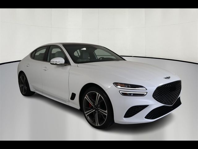 2024 Genesis G70 2.5T