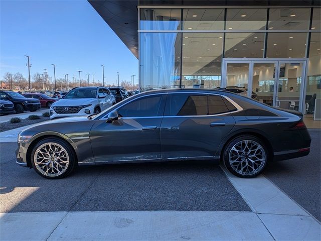 2024 Genesis G90 e-SC