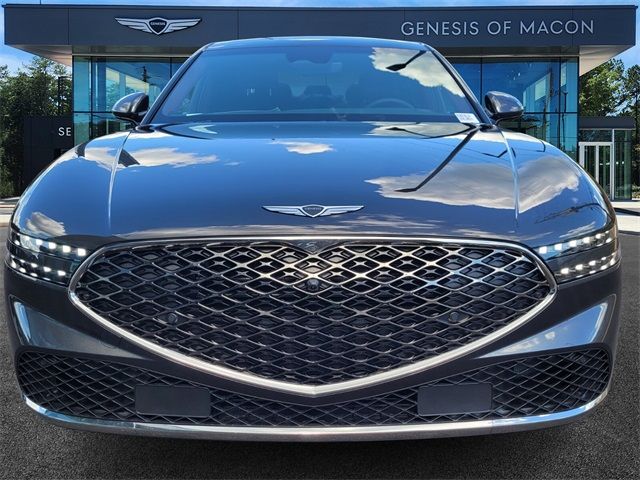 2024 Genesis G90 e-SC