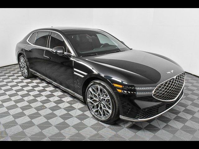 2024 Genesis G90 e-SC