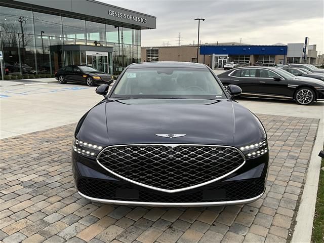 2024 Genesis G90 e-SC