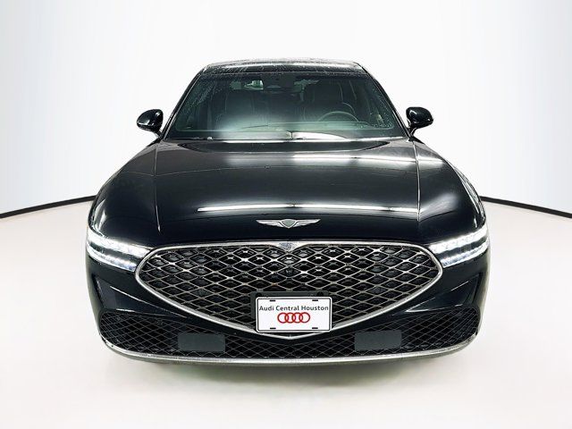 2024 Genesis G90 e-SC