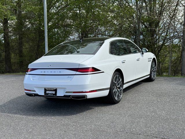 2024 Genesis G90 e-SC