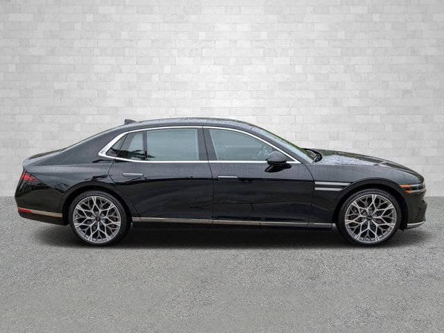 2024 Genesis G90 e-SC