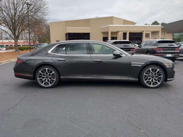 2024 Genesis G90 e-SC