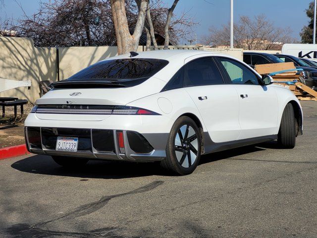 2024 Hyundai IONIQ 6 SE