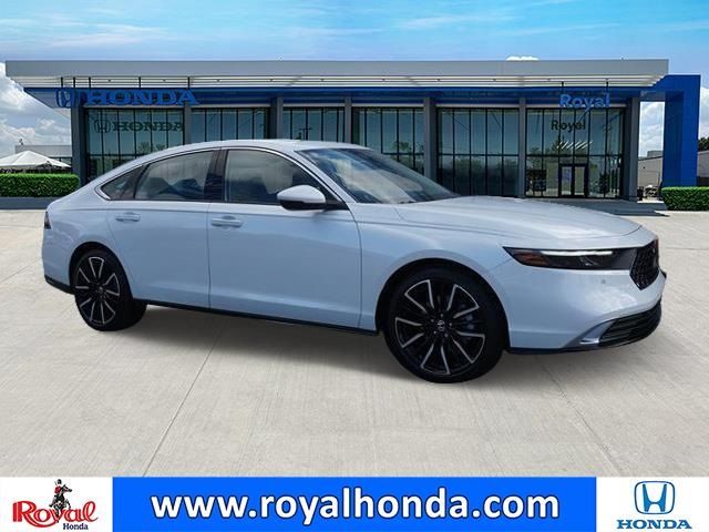 2024 Honda Accord Hybrid Touring