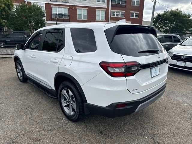 2024 Honda Pilot EX-L 7 Passenger