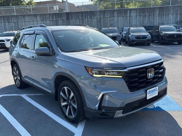2024 Honda Pilot Touring