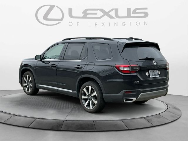 2024 Honda Pilot Touring