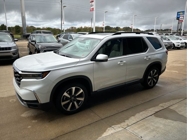 2024 Honda Pilot Touring