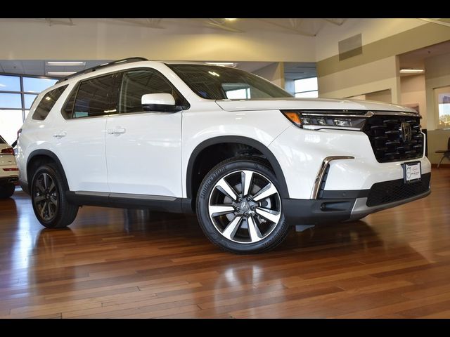 2024 Honda Pilot Touring