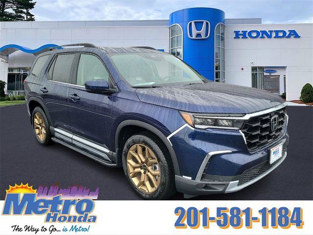 2024 Honda Pilot Touring