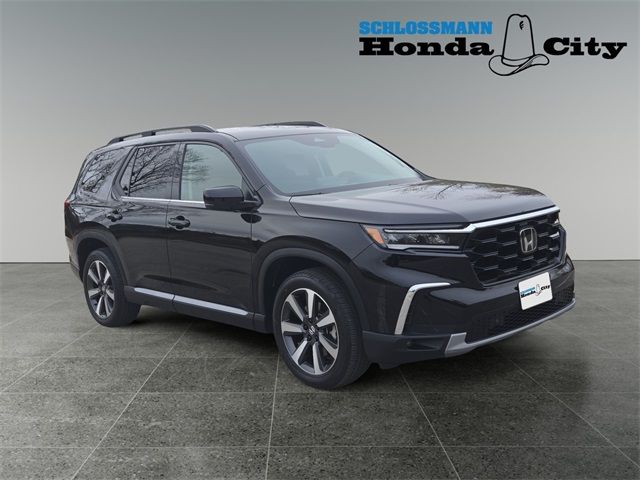 2024 Honda Pilot Touring