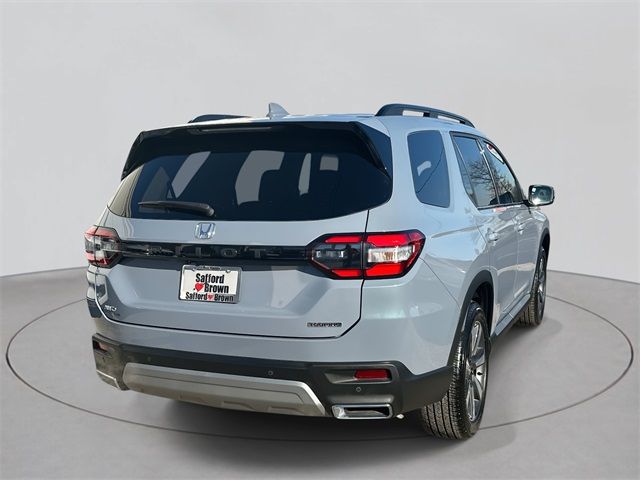 2024 Honda Pilot Touring