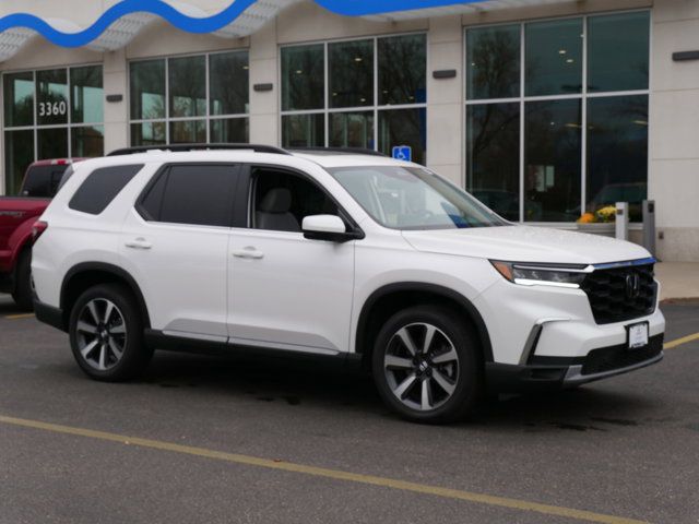 2024 Honda Pilot Touring