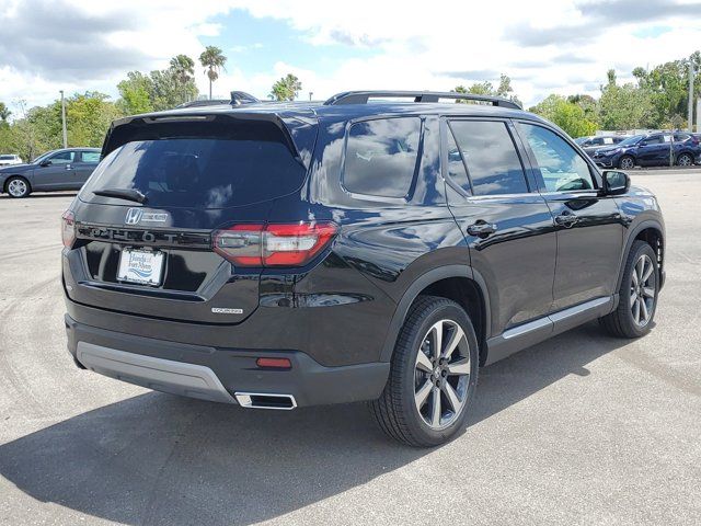 2024 Honda Pilot Touring