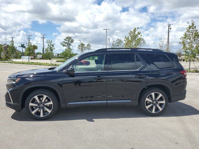 2024 Honda Pilot Touring