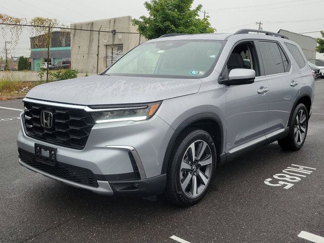 2024 Honda Pilot Touring