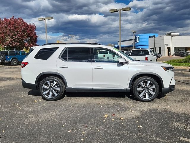 2024 Honda Pilot Touring