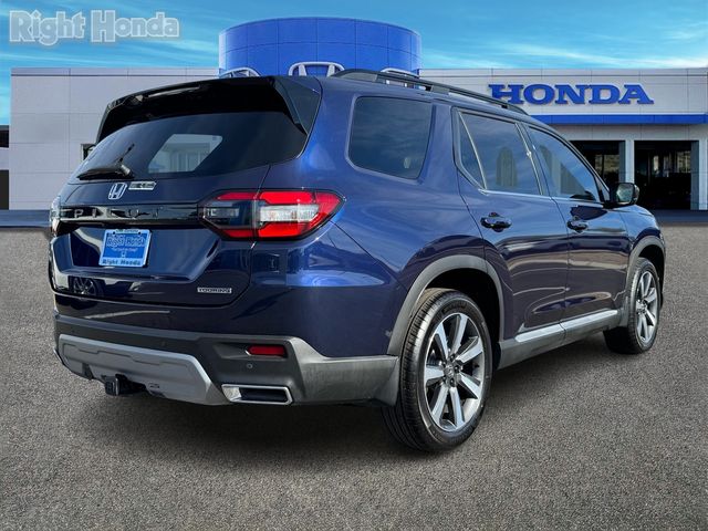 2024 Honda Pilot Touring