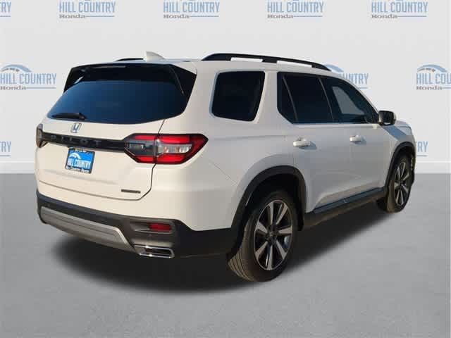 2024 Honda Pilot Touring