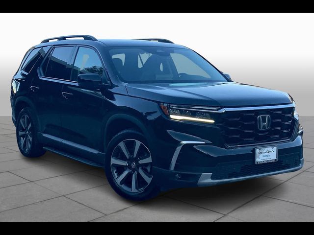 2024 Honda Pilot Touring